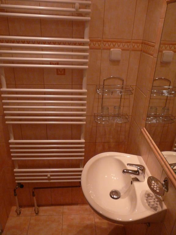 Hotel Ondras Злин Номер фото