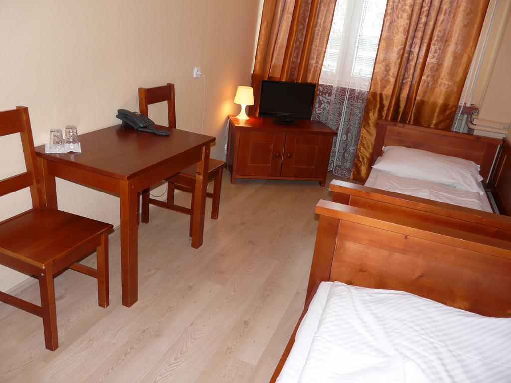 Hotel Ondras Злин Номер фото